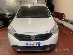 Usata 2013 Dacia Lodgy Lauréate Monovolume | 3690 € (Ottimo prezzo)