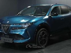 688 blu navigli met. Nuova 2025 Alfa Romeo Junior SUV | 34.900 € (Molto cara)