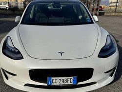 Bianco Usata 2020 Tesla Model 3 Tre volumi | 20.000 € (Ottimo prezzo)