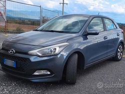 Usata 2016 Hyundai i20 Tre volumi | 6350 €