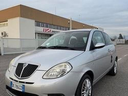 Grigio Usata 2008 Lancia Ypsilon Due volumi | 2500 € (Buon prezzo)