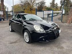 Nero Usata 2012 Alfa Romeo Giulietta Distinctive Tre volumi | 5800 € (Ottimo prezzo)