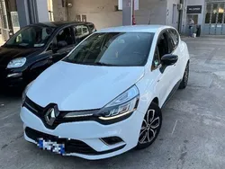 Bianco Usata 2019 Renault Clio IV Intens Tre volumi | 9200 € (Ottimo prezzo)