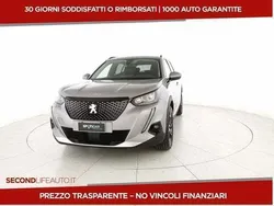 Grigio Usata 2020 Peugeot 2008 Allure SUV | 17.900 € (Buon prezzo)
