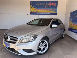 Argento Usata 2013 Mercedes A180 Tre volumi | 10.900 € (Buon prezzo)