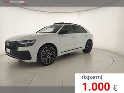 Bianco ghiacciaio metallizzato Usata 2022 Audi Q8 Sport SUV | 67.900 € (Molto cara)