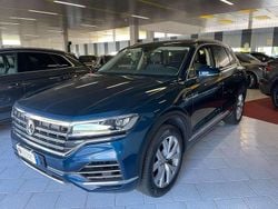 Blu/azzurro Usata 2020 VW Touareg Advance SUV | 42.800 € (Buon prezzo)