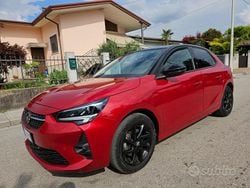 Rosso Usata 2023 Opel Blitz Edition Tre volumi | 15.500 €