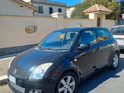 Nero Usata 2010 Suzuki Swift Due volumi | 3000 €