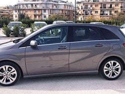 Usata 2018 Mercedes B200 Monovolume | 17.500 € (Buon prezzo)