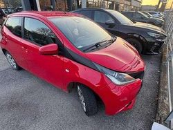 Rosso Usata 2018 Toyota Aygo Business Edition Due volumi | 7990 € (Buon prezzo)
