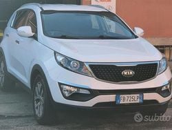 Bianco Usata 2016 Kia Sportage Active SUV | 13.800 € (Buon prezzo)