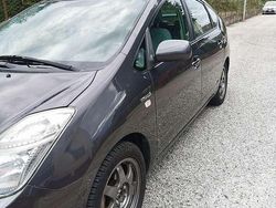 Usata 2004 Toyota Prius Due volumi | 6000 €