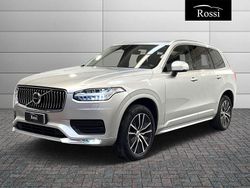Grigio chiaro metallizzato Usata 2021 Volvo XC90 Momentum SUV | 39.500 € (Buon prezzo)