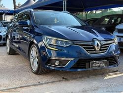Blu Usata 2019 Renault Mégane IV Tre volumi | 10.990 € (Ottimo prezzo)