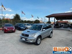 Argento Usata 2004 Toyota RAV4 SUV | 4500 € (Cara)