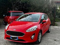 Rosso Usata 2018 Ford Fiesta Due volumi | 10.000 € (Buon prezzo)
