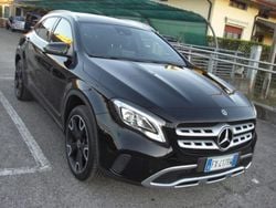 Nero / pastello Usata 2019 Mercedes GLA220 Premium SUV | 21.000 € (Ottimo prezzo)