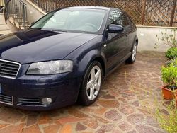 Blu Usata 2008 Audi A3 Tre volumi | 4000 € (Cara)