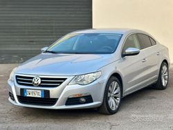 Grigio Usata 2009 VW Passat Tre volumi | 5100 € (Buon prezzo)