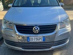 Grigio Usata 2010 VW Touran Monovolume | 4500 € (Super prezzo)