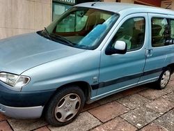 Grigio Usata 2002 Peugeot Partner Monovolume | 2500 €