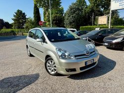 Grigio Usata 2006 Toyota Corolla Verso Monovolume | 4090 € (Cara)