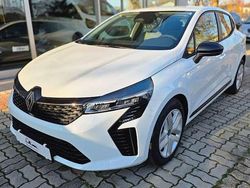 White banquise Nuova 2025 Renault Clio V Evolution Tre volumi | 17.200 € (Buon prezzo)