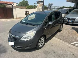 Grigio Usata 2011 Opel Meriva Monovolume | 4500 € (Buon prezzo)