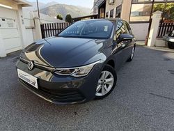 Grigio Usata 2021 VW Golf Life Tre volumi | 16.999 € (Buon prezzo)