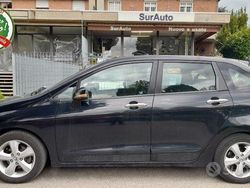 Nero metallizzato Usata 2008 Honda FR-V Comfort Plus Monovolume | 3400 € (Buon prezzo)