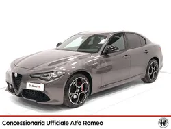 Grigio scuro Usata 2023 Alfa Romeo Giulia Veloce Tre volumi | 42.990 € (Buon prezzo)