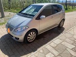 Usata 2007 Mercedes A200 Elegance Tre volumi | 2500 € (Buon prezzo)