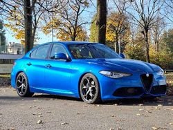 Blu/azzurro Usata 2017 Alfa Romeo Giulia Veloce Tre volumi | 25.000 € (Buon prezzo)