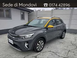 Grigio Usata 2021 Kia Stonic Style SUV | 12.900 € (Ottimo prezzo)