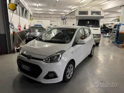 Bianco Usata 2016 Hyundai i10 Due volumi | 8900 € (Buon prezzo)