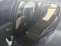 Usata 2006 Renault Mégane II Authentique Tre volumi | 1200 € (Buon prezzo)