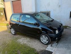 Nero Usata 2001 Renault Twingo Due volumi | 1500 €