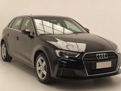 Nero Usata 2019 Audi A3 Business Tre volumi | 15.900 € (Buon prezzo)