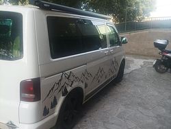 Bianco Usata 2010 VW T5 Comfortline Furgone | 27.800 € (Molto cara)