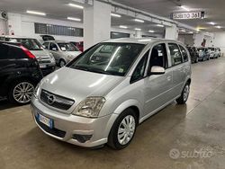 Grigio Usata 2006 Opel Meriva Monovolume | 1700 € (Buon prezzo)