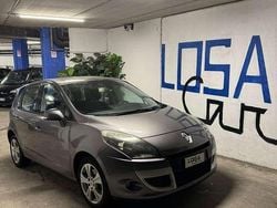 Grigio Usata 2009 Renault Scénic III Dynamique Monovolume | 2200 € (Buon prezzo)