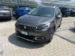 Grigio Usata 2018 Peugeot 2008 Allure SUV | 10.490 € (Super prezzo)