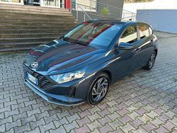 Grigio Usata 2024 Hyundai i20 Tre volumi | 14.800 € (Ottimo prezzo)