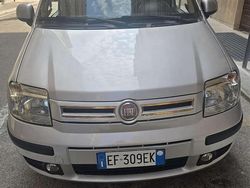 Grigio Usata 2010 Fiat Panda Active Due volumi | 3700 € (Buon prezzo)