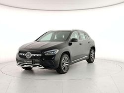 Nero notte ; Usata 2022 Mercedes GLA180 SUV | 30.900 € (Buon prezzo)
