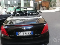 Usata 2008 Peugeot 207 CC Cabrio | 5000 € (Buon prezzo)