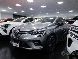 Grigio Usata 2023 Renault Clio V Techno Tre volumi | 16.900 € (Buon prezzo)