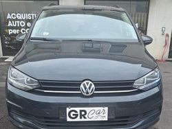 Grigio Usata 2017 VW Touran Comfortline Monovolume | 12.000 € (Buon prezzo)