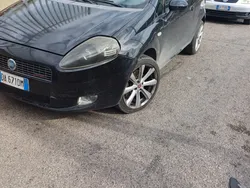 Usata 2006 Fiat Grande Punto Sport Due volumi | 3500 € (Buon prezzo)